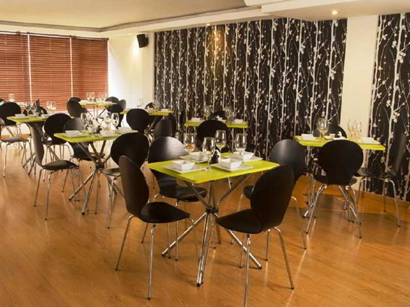 Hotel L'Etoile Javeriana โบโกตา ภายนอก รูปภาพ