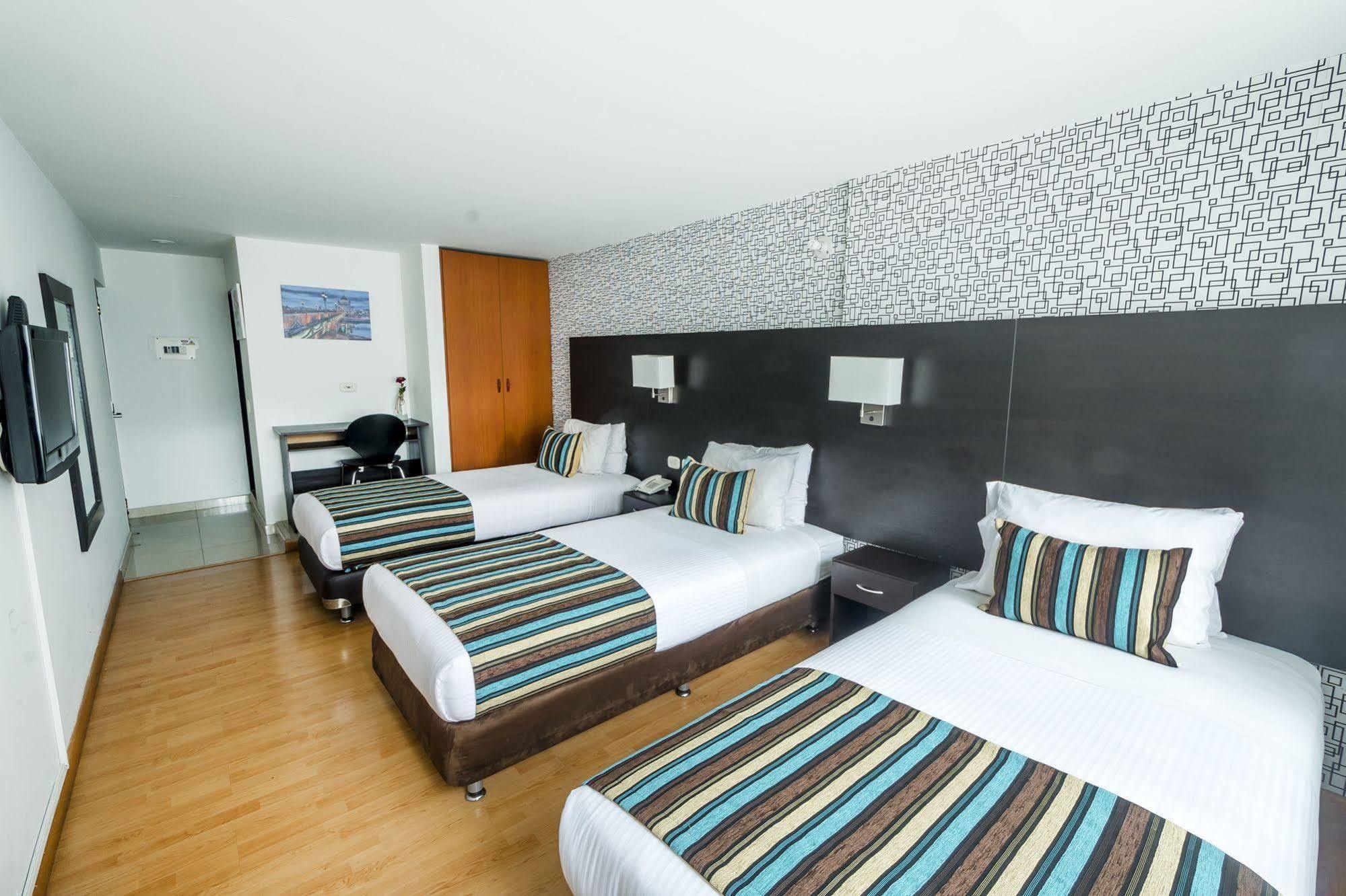 Hotel L'Etoile Javeriana โบโกตา ภายนอก รูปภาพ